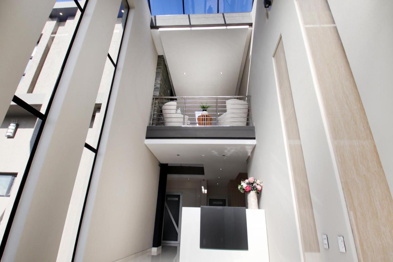 C' La Vie Luxury Accommodation Melkbosstrand Exterior foto