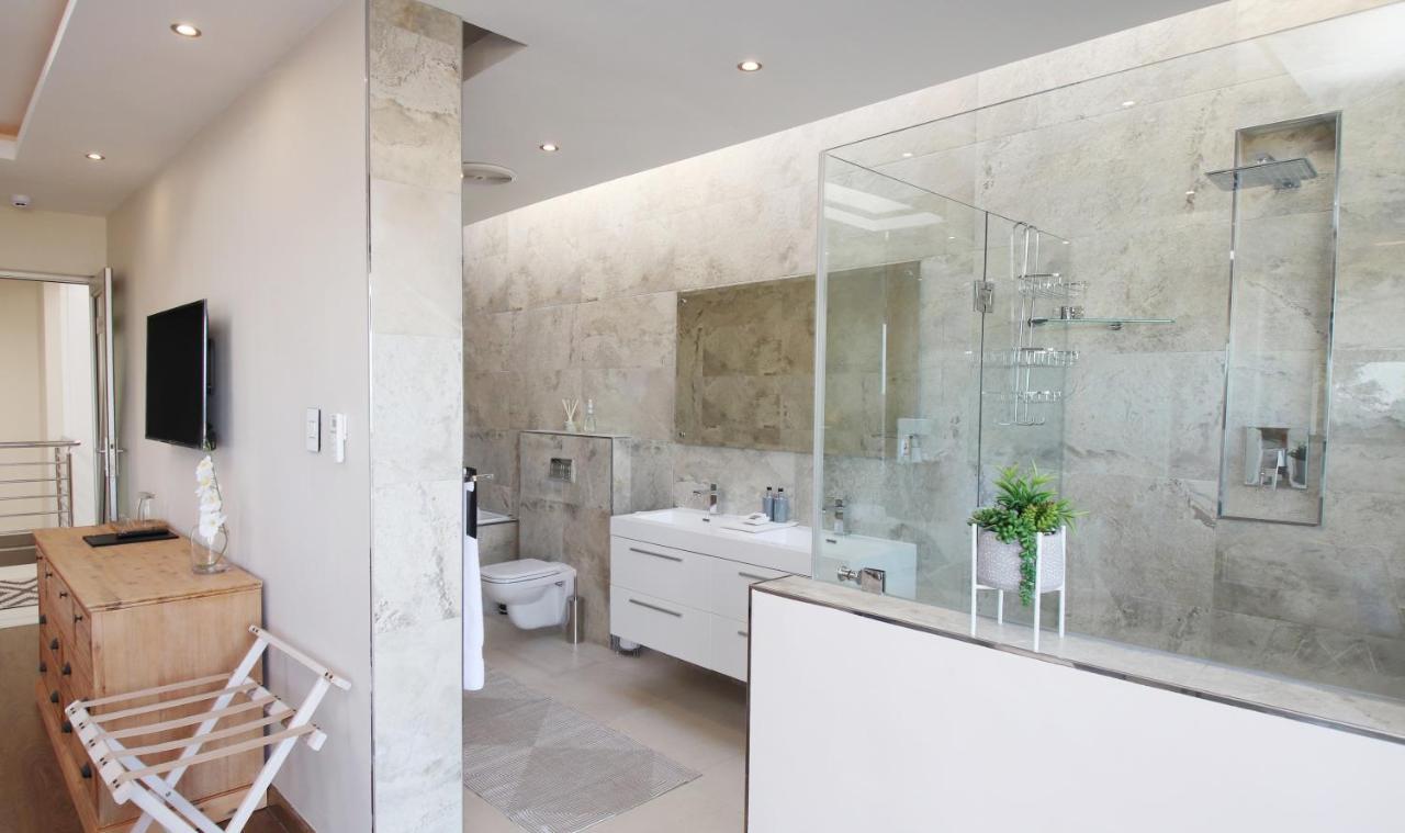 C' La Vie Luxury Accommodation Melkbosstrand Exterior foto